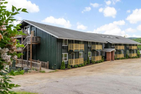 The Lodge at Mount Snow, West Dover